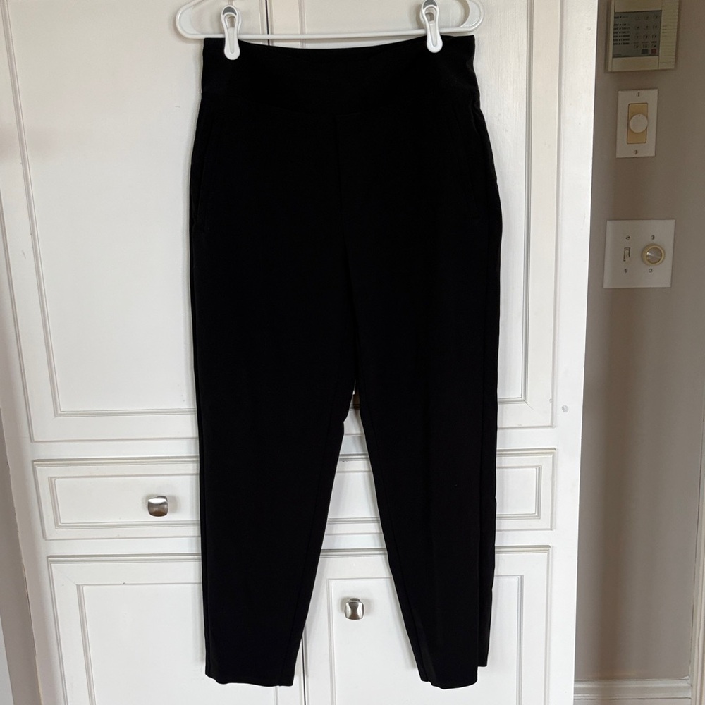 ATHLETA Size 8 Classic Black Women's Pants